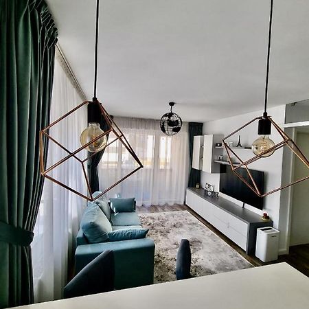 Apartament Coresimall Apartment Brasov Bagian luar foto